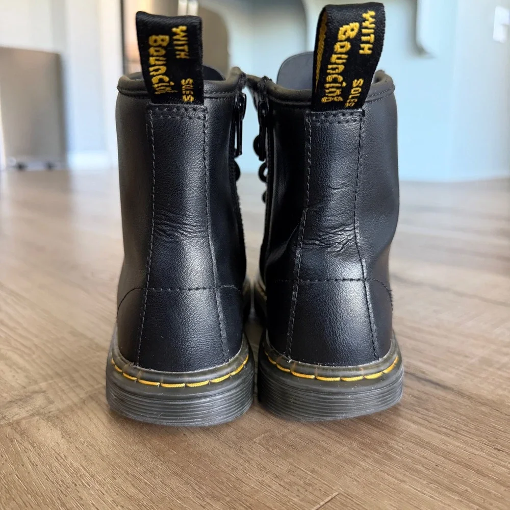 Dr. Martens Kids Zavala J Black Leather Lace Up Side Zip Combat Boots Size 3 US